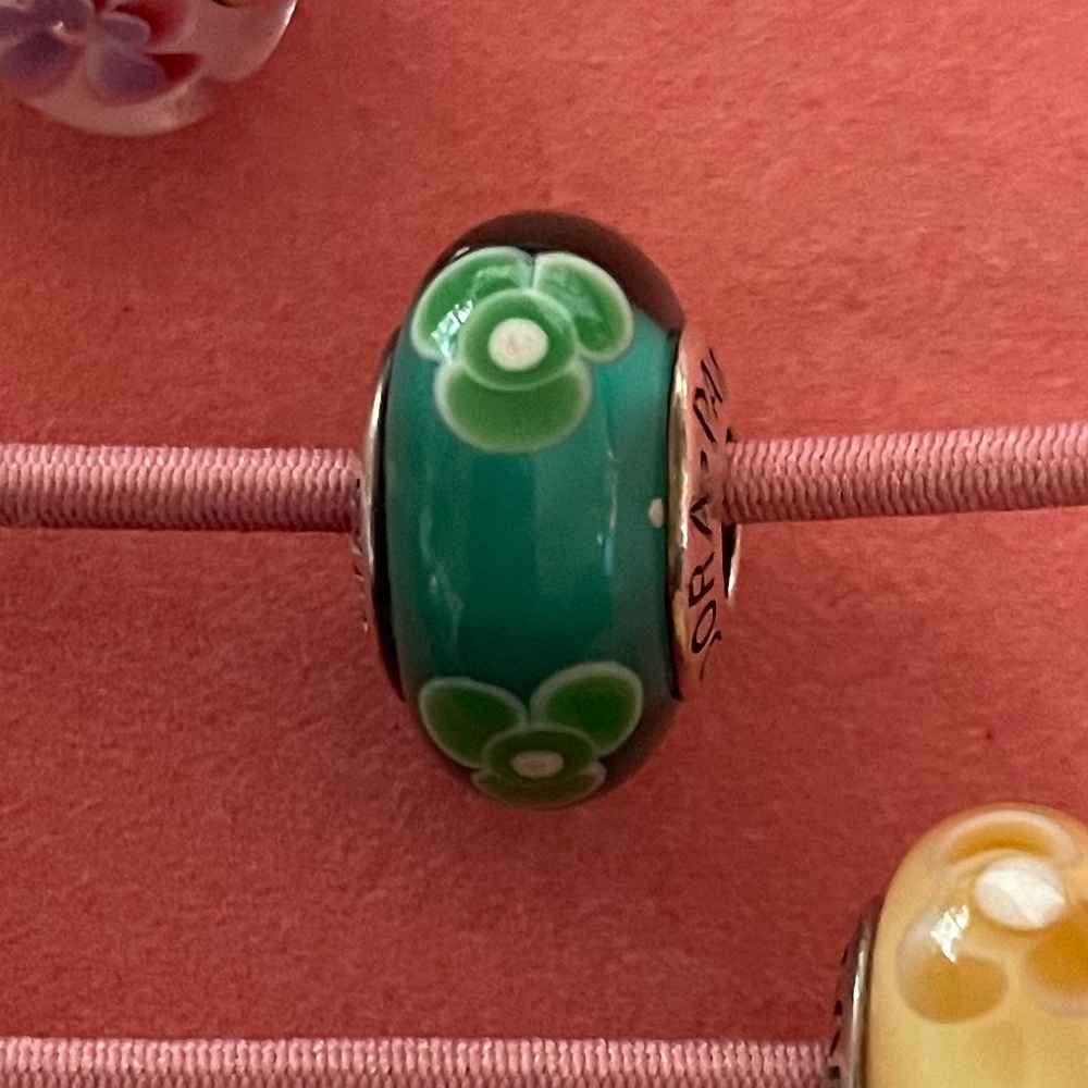 Pandora Bead Green flower